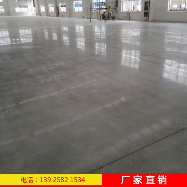 混凝土硬化劑?提高混凝土的耐磨性、抗壓性、致密性